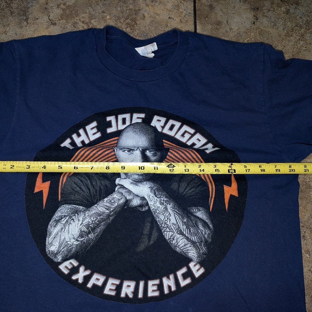 How Rogan Experience Men's Medium Tee - Picture 6 of 6